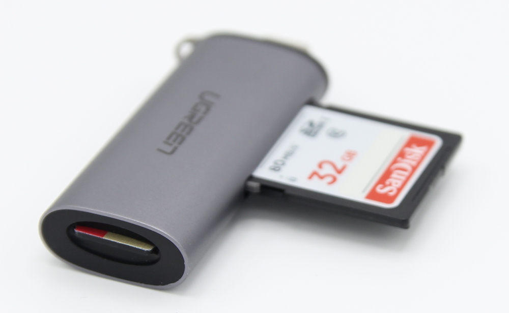 USB-C Lector de tarjetas SD/TF UGREEN